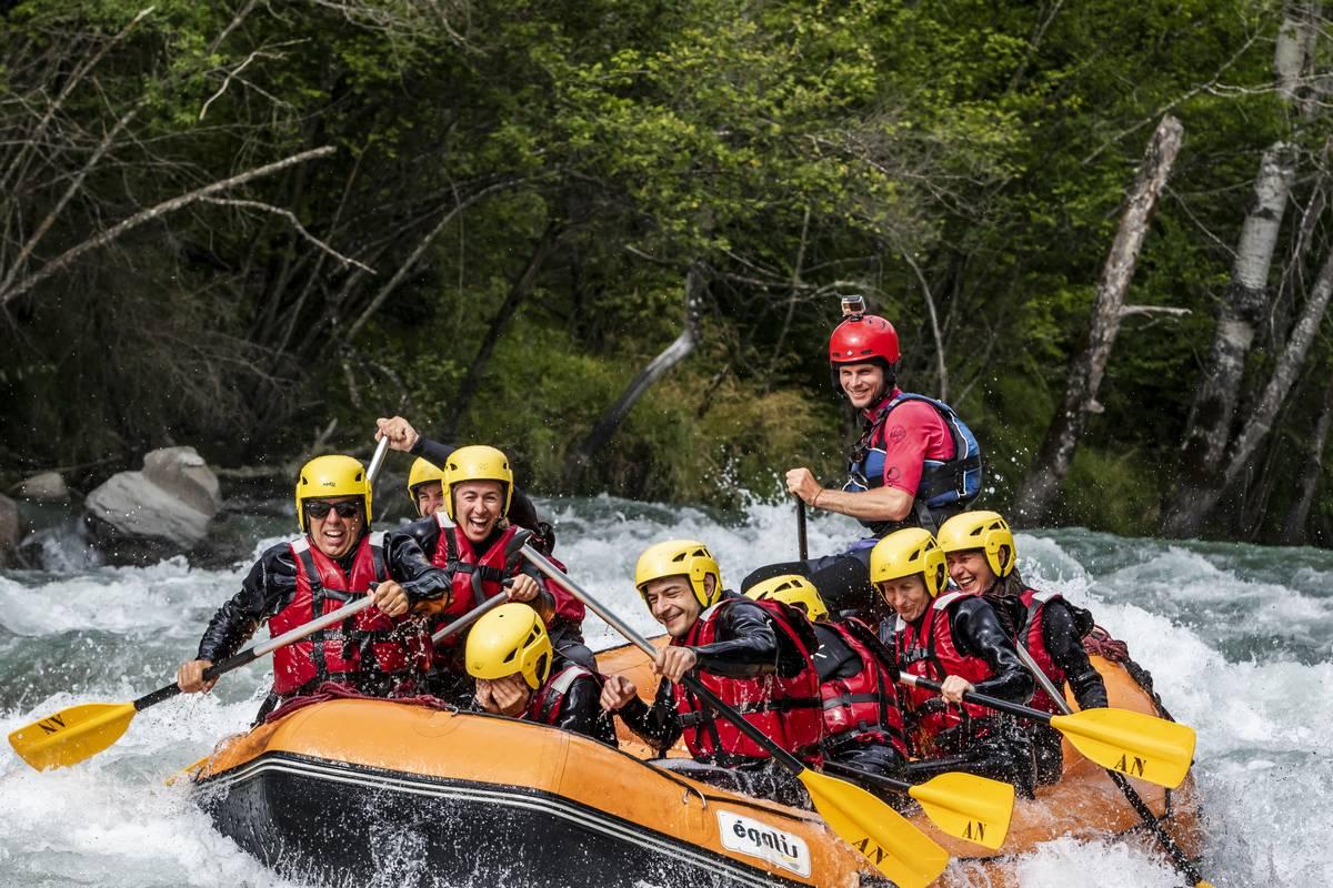 RAFTING SAVOIE | LA DESCENTE DES RAPIDES